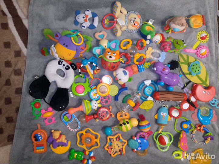 Развивающие игрушки 0+.Актуально