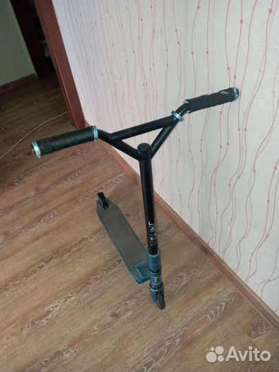 Трюковой самокат tech team duker 303