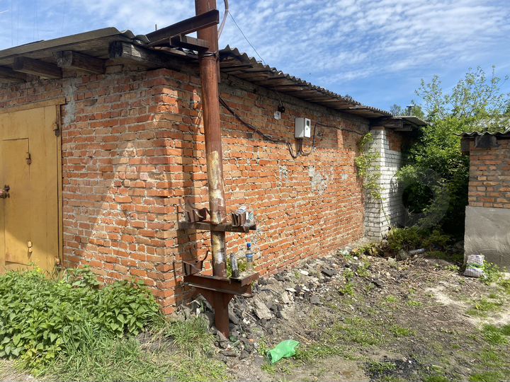 Гараж, > 30 м²