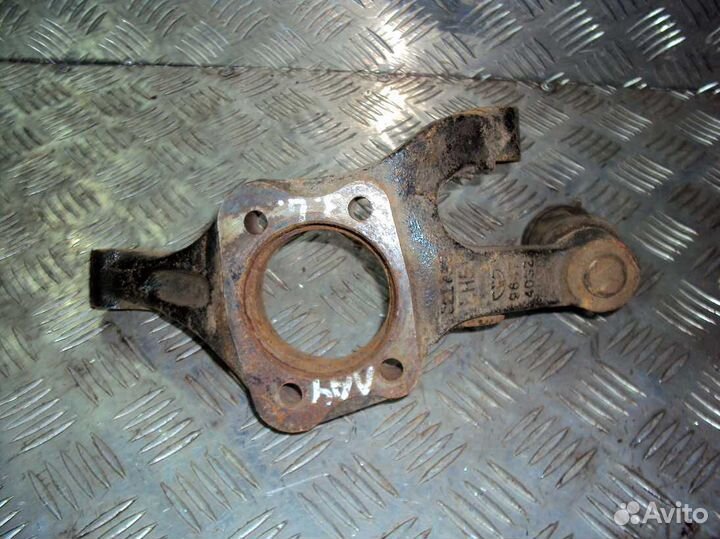 Цапфа Lacetti зад L Б\У