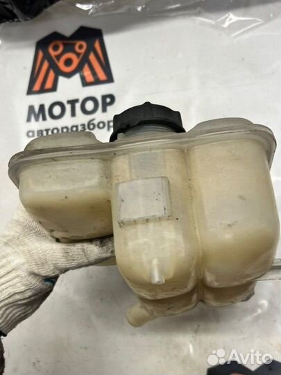Бачок расширительный Ford Focus 3 хетчбэк pnda
