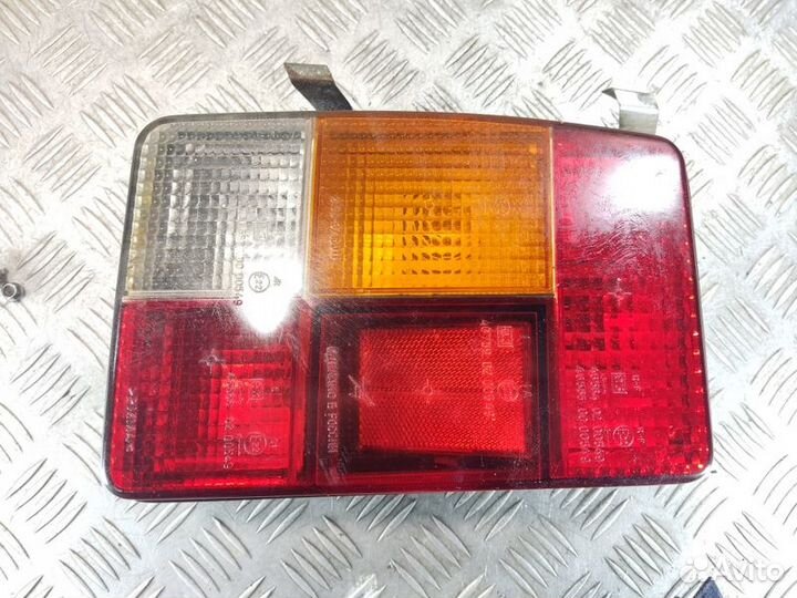 Фонарь задний левый Vaz 2104
