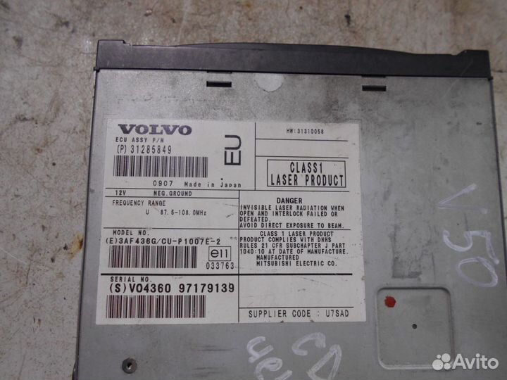 CD проигрыватель Volvo V50