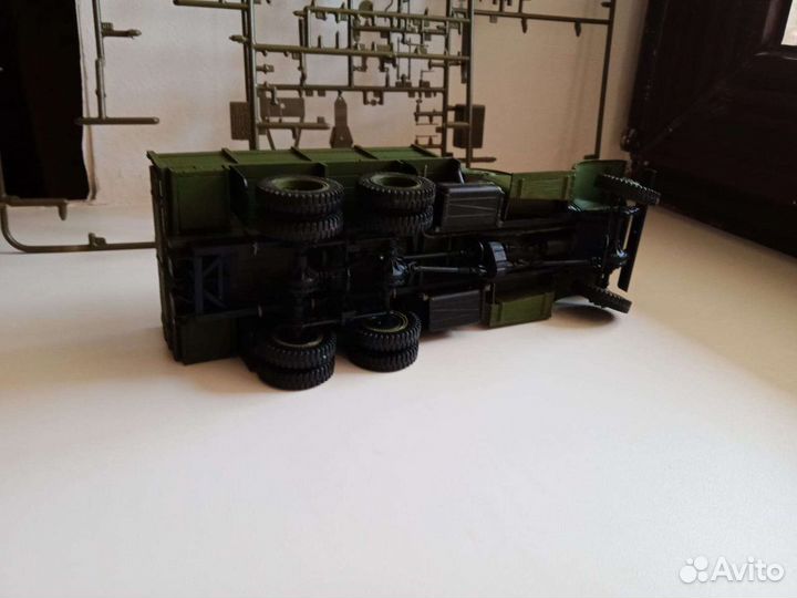 Модель автомобиля