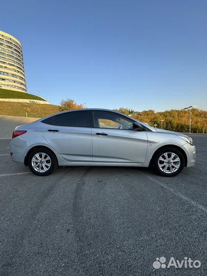 Hyundai Solaris 1.6 AT, 2015, 53 000 км