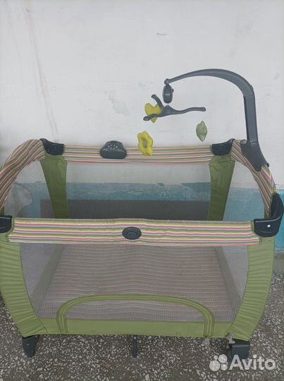 Кроватка манеж
