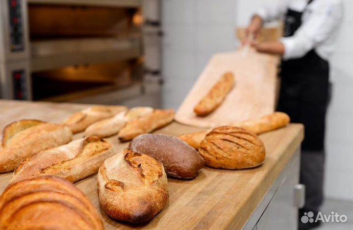 Работник кухни в пекарню (Ладо Кецховели)