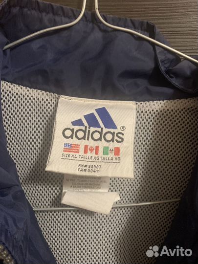 Ветровка Adidas