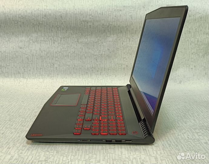 Игровой ноутбук Legion GTX 1050