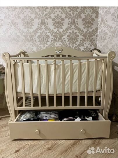 Детская кроватка