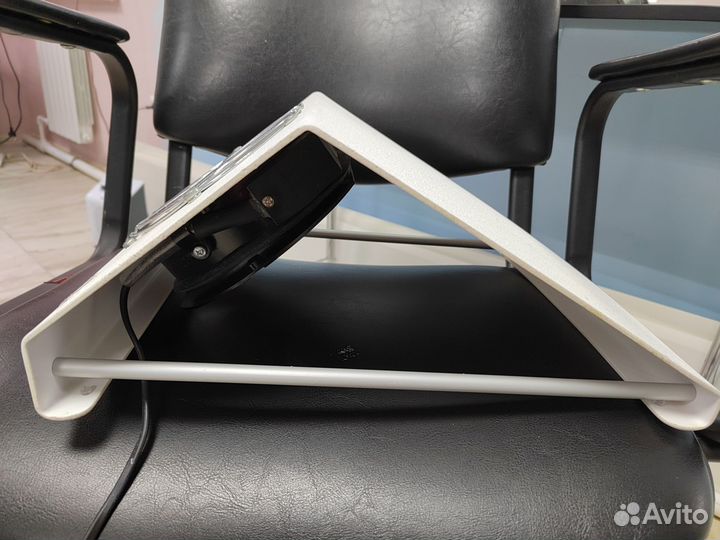 Маникюрный пылесос 