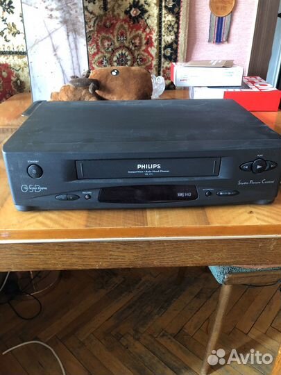 Видеомагнитофон vhs philips vr 171