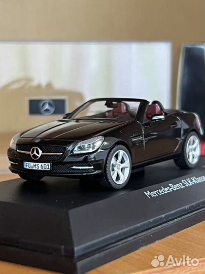 Модель mercedes slk 1:43 schuco