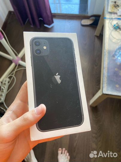 iPhone 11, 64 ГБ