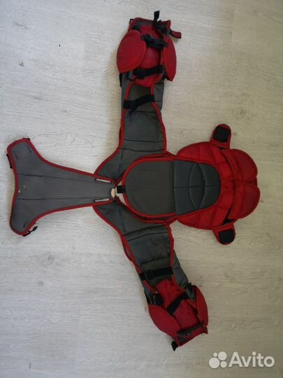 Нагрудник вратарский