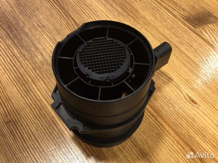 Расходомер воздуха BMW E87 Bosch (дефект)