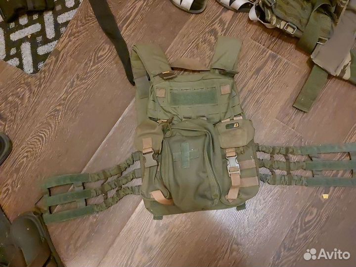 Разгрузочный жилет