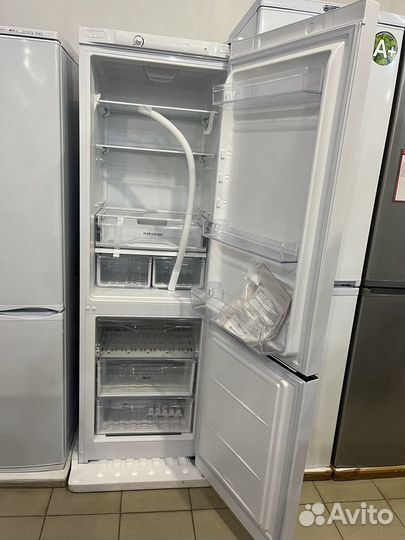 Холодильник Indesit с No Frost/2Метра/Гарантия