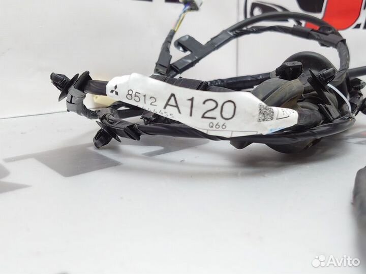 Камера заднего вида Mitsubishi Outlander