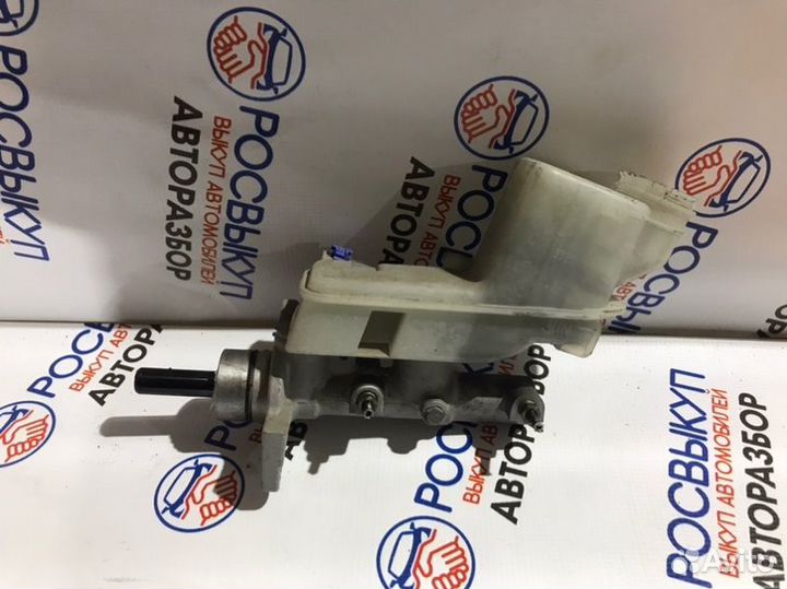 Главный тормозной цилиндр Mazda 6 GG L813 2003