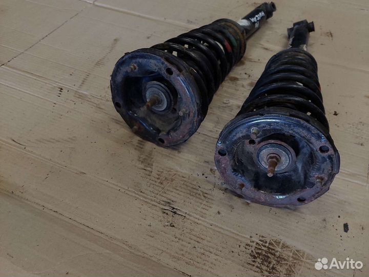 Амортизатор передний Nissan Primera P11