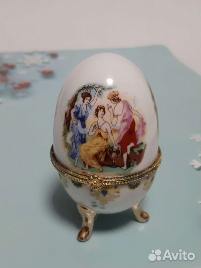 Шкатулка яйцо и глобус