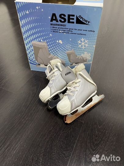 Коньки детские