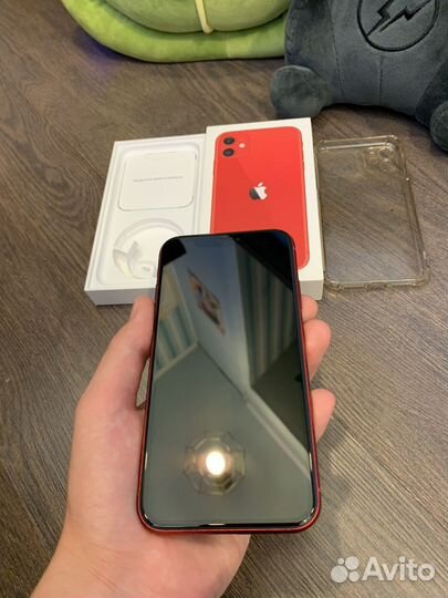 iPhone 11, 64 ГБ