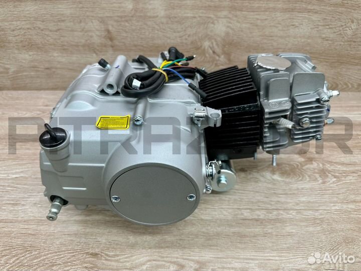 Двигатель YX 125 кубов (электростартер), новый