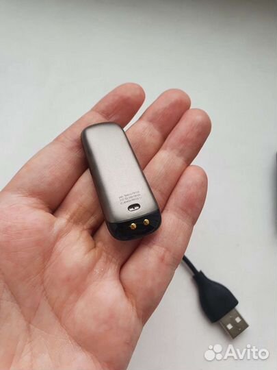 Шагомер Fitbit One