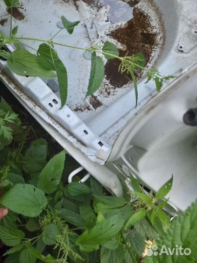 Задняя правая четверть renault duster 2