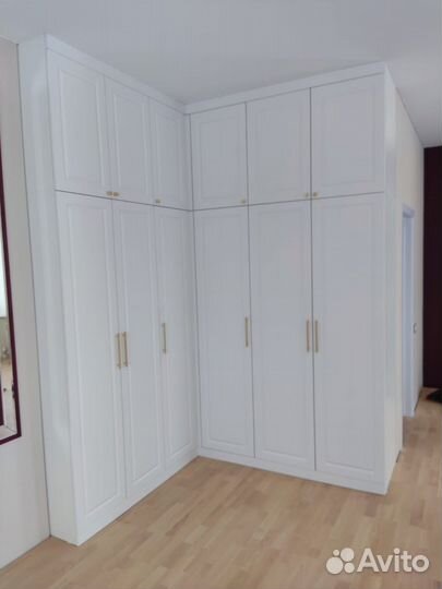 Шкаф распашной на заказ