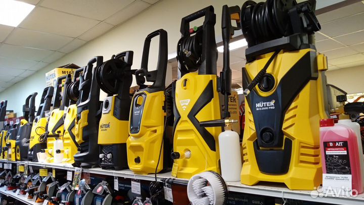 Мойка для автомобиля самозаборная Brait разные