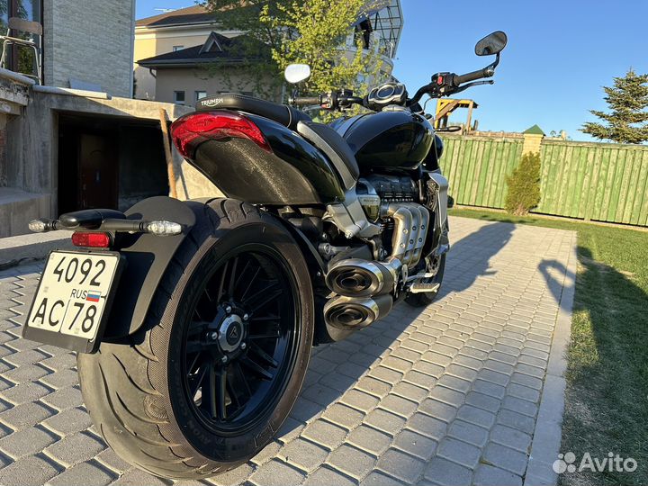 Мотоцикл Триумф Рокет 3, Triumph Rocket III R