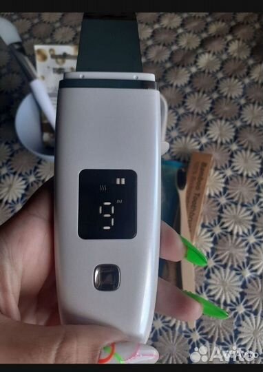 Аппарат для ультразвуковой чистки лица