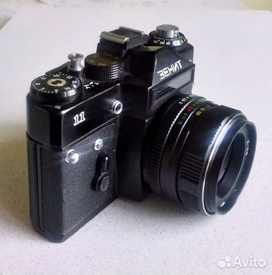 Фотоаппарат Зенит - 11,объектив Helios-44M-4
