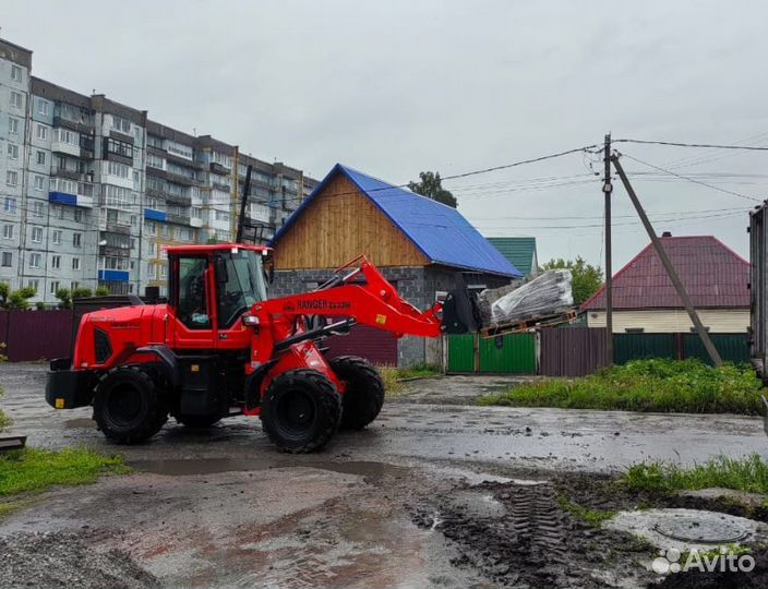 Фронтальный погрузчик