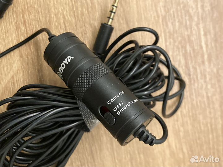 Петличный микрофон boya m1