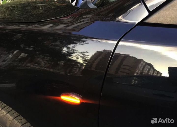 Поворотник для Mazda динамический