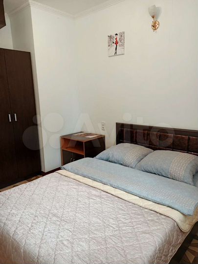 2-к. квартира, 42 м², 1/17 эт.