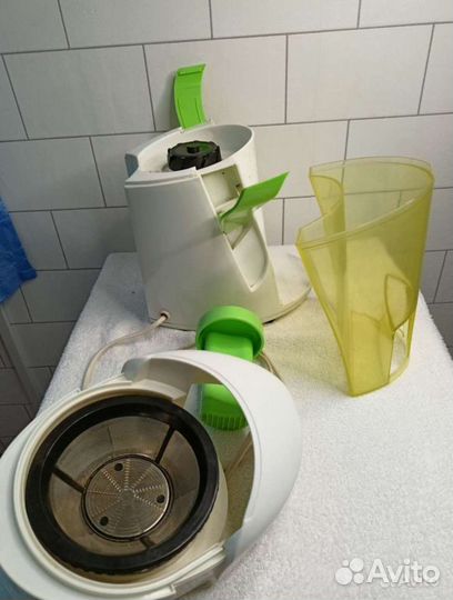 Соковыжималка универсальная для цитрусовых