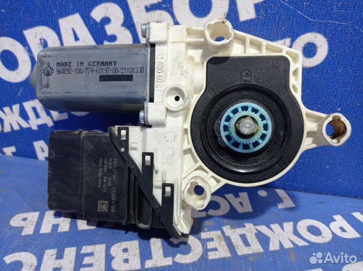 Моторчик стеклоподъемника Volkswagen Jetta 6 седан
