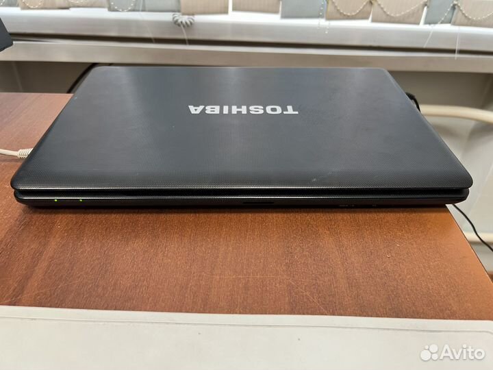 Ноутбук toshiba
