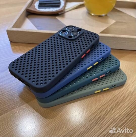 Чехол на iPhone