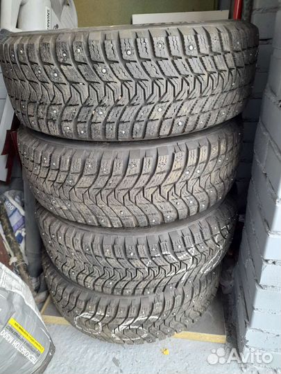 Мишлен на дисках на тойоту