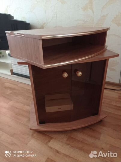 Тумба под телевизор