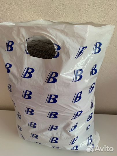 Вещи пакетом. Свитера, кофты, платья