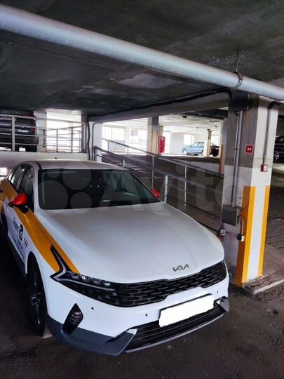 Машиноместо, 15 м²