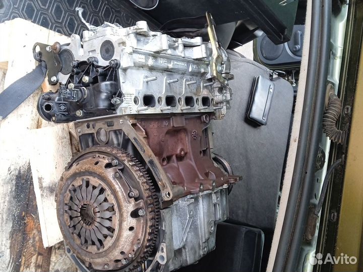 Двигатель к4м606