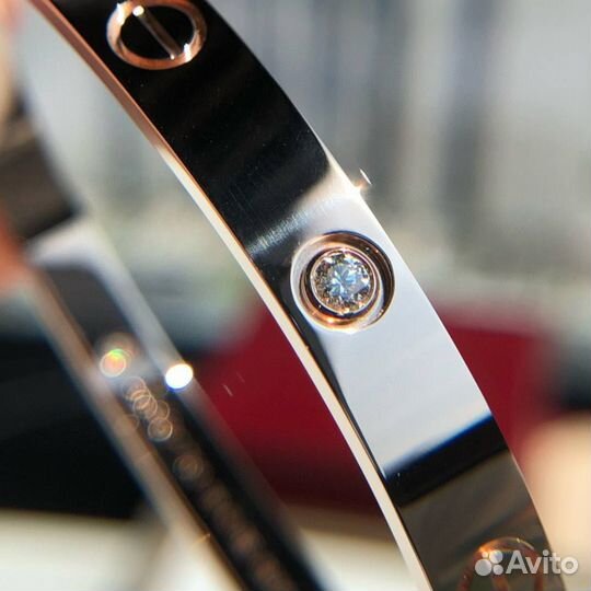 Браслет Cartier love с бриллиантами белое женский